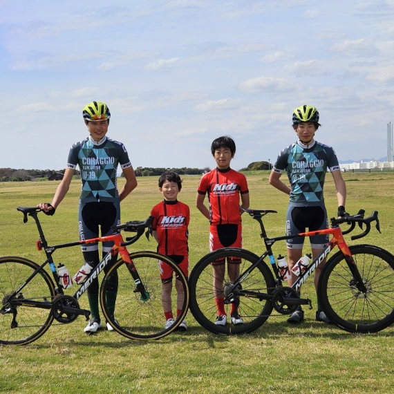 コラッジョ川西